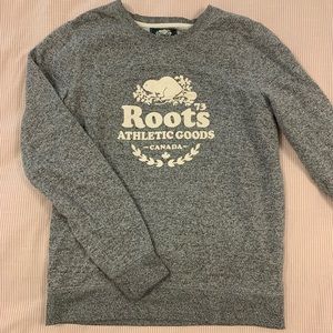 SOLD! Roots classic crewneck